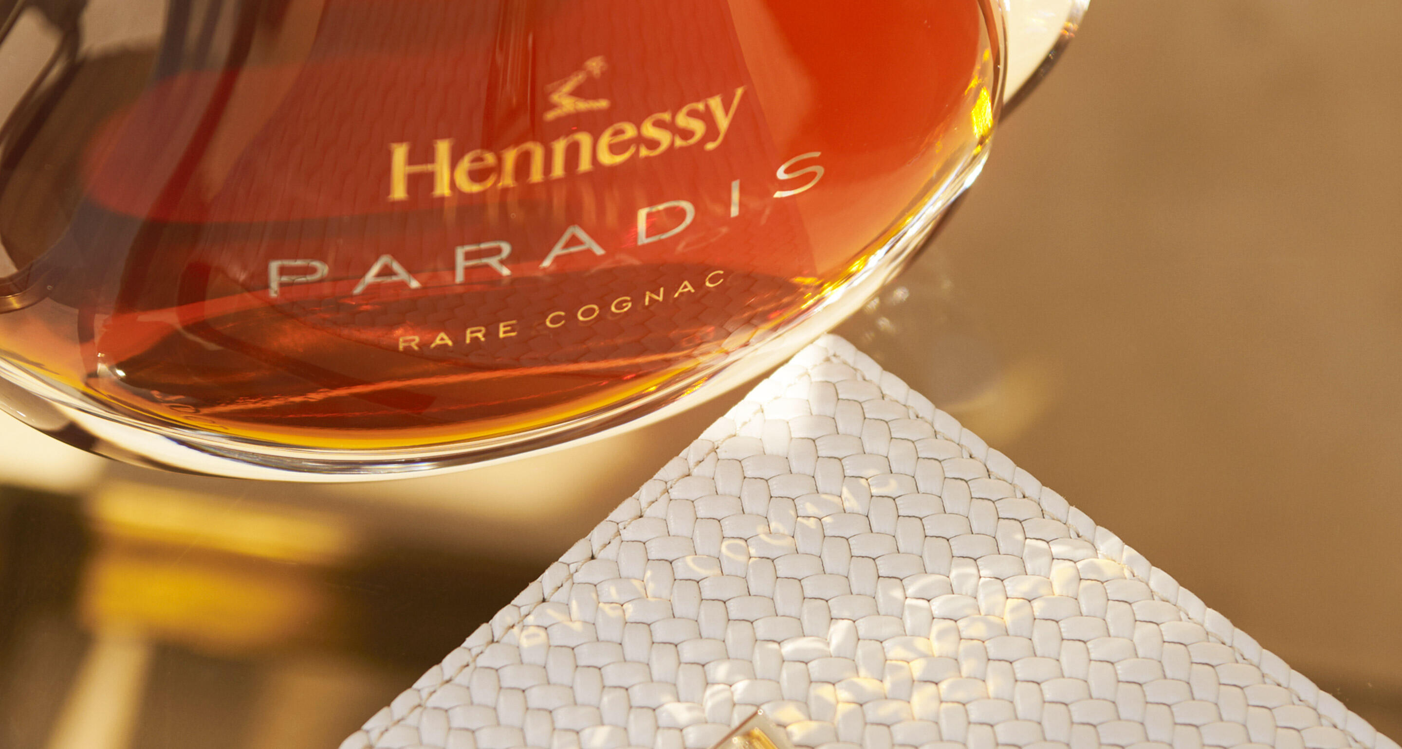 HENNESSY PARADIS