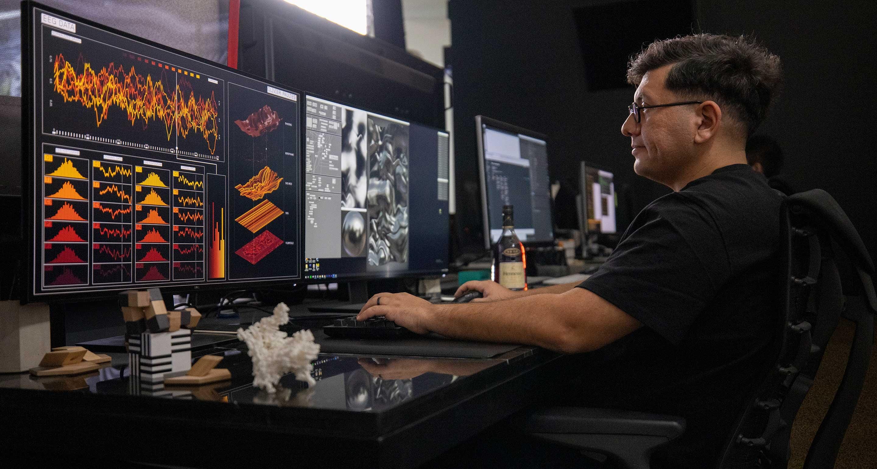 HENNESSY V.SO.P x REFIK ANADOL